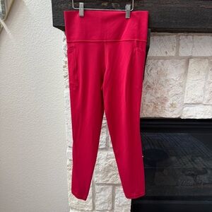 Athleta salutation stash pocket legging